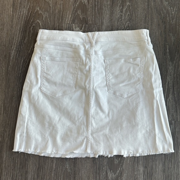 Vineyard Vines White Mini Skirt - Picture 9 of 11